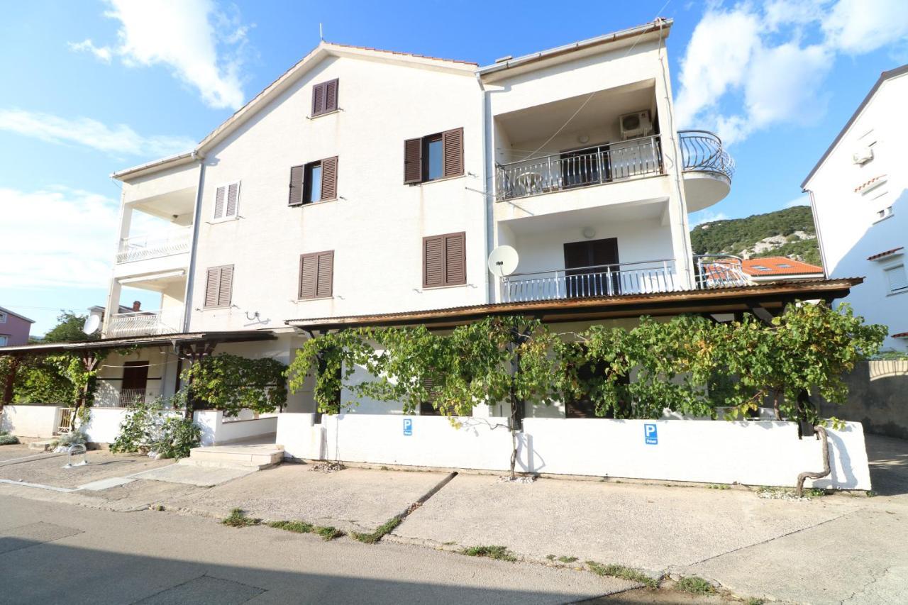 Apartments Vladan With Terrace Baška Extérieur photo
